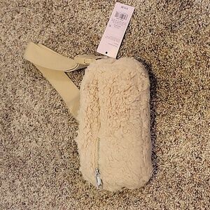 Wild Fable Beige Hip/Fanny Pack